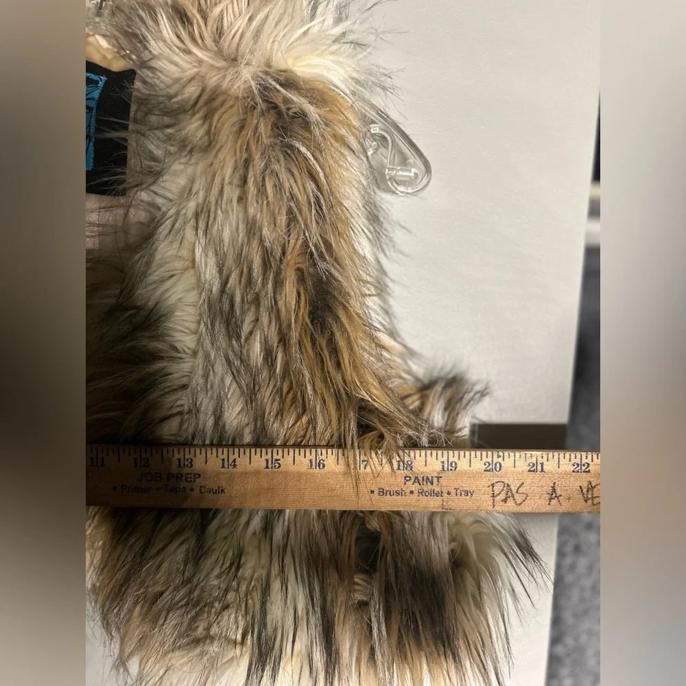 Cropped faux fur vest - Picture 2 of 7